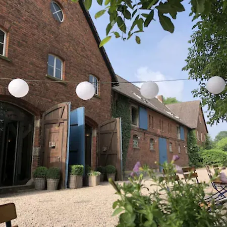 Hotel Am Kloster - Domaene Moellenbeck