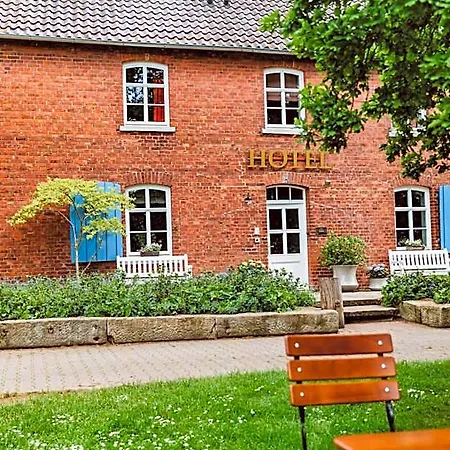 Hotel Am Kloster - Domäne Möllenbeck